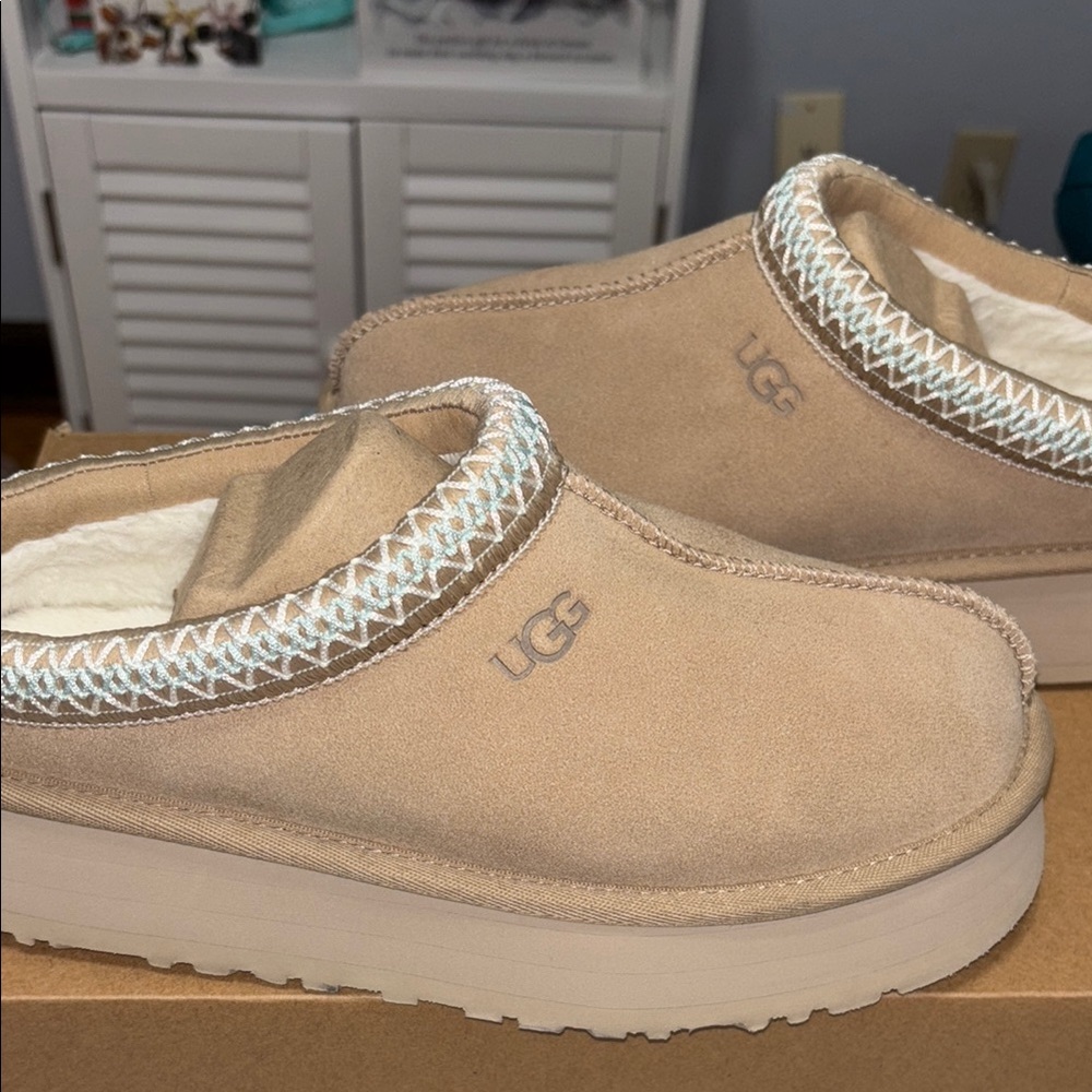 UGG Tan Mules Cozy Slip-On Design